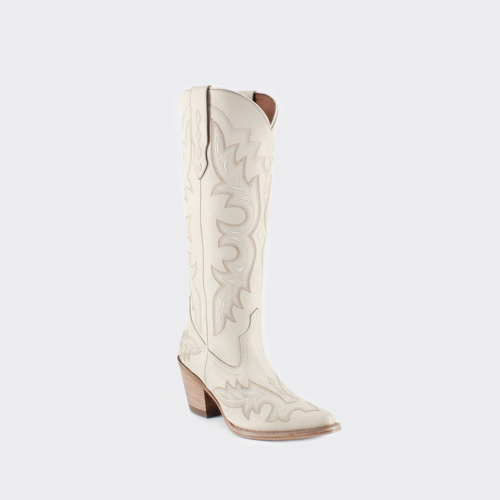 SAMIRA IVORY - Tall Western Style & Comfort