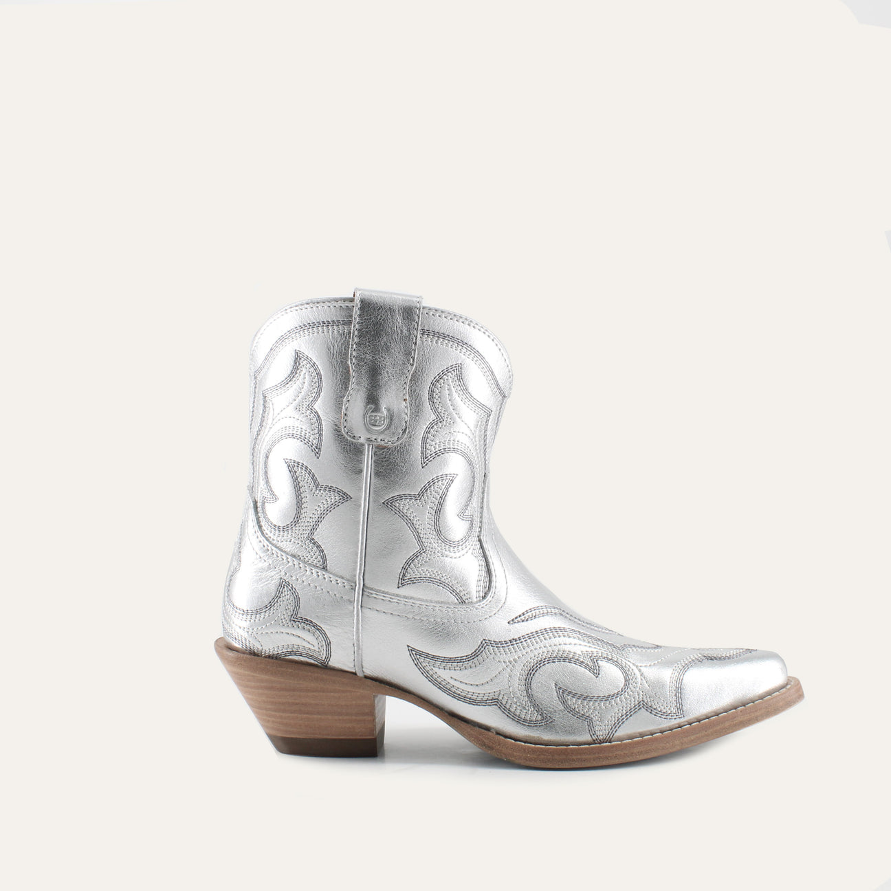 REGINA SILVER - Leather Cowgirl Boots - Stylish Western Footwear & Comfort