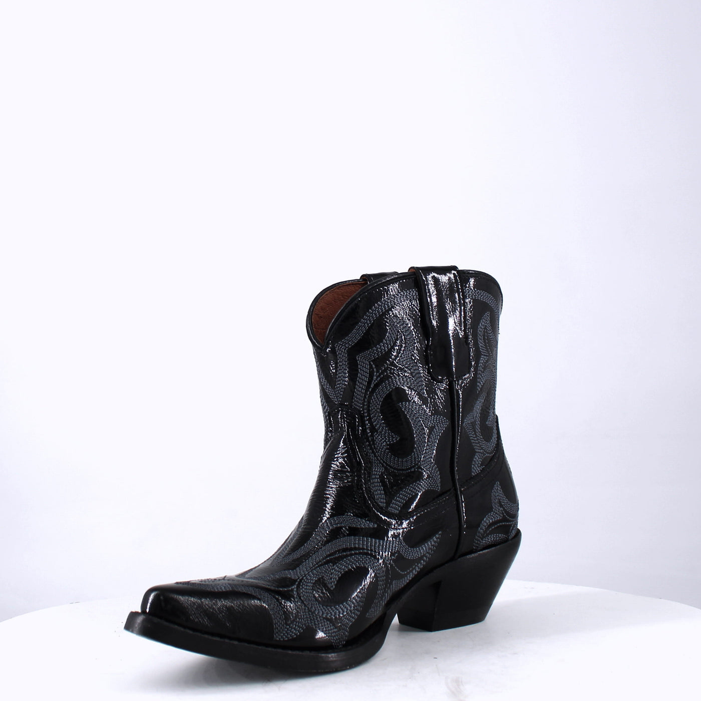 REGINA CHAROL BLACK