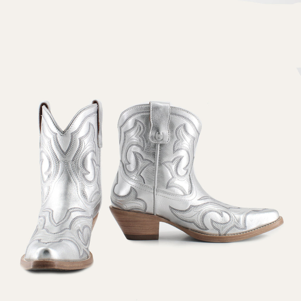 REGINA SILVER - Leather Cowgirl Boots - Stylish Western Footwear & Comfort