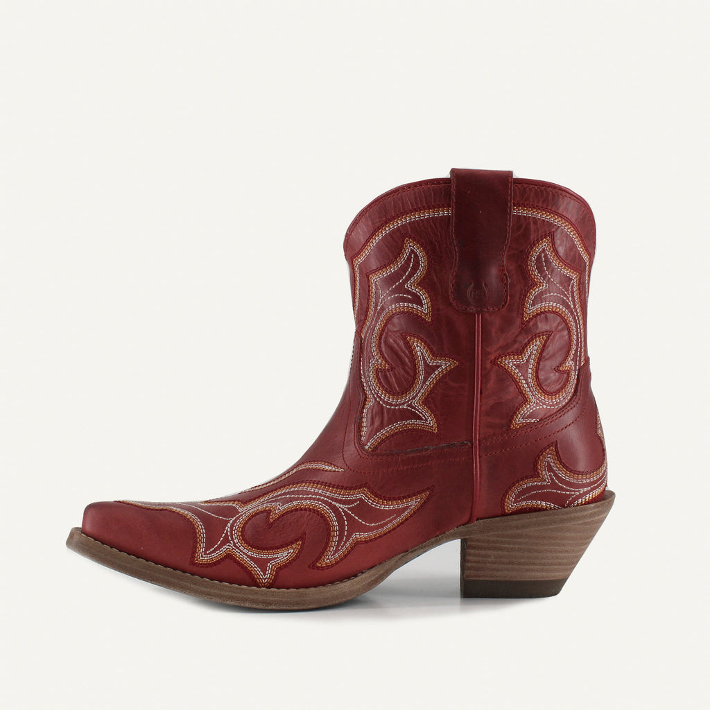 REGINA RED - Leather Cowgirl Boots - Classic Western Elegance & Comfort