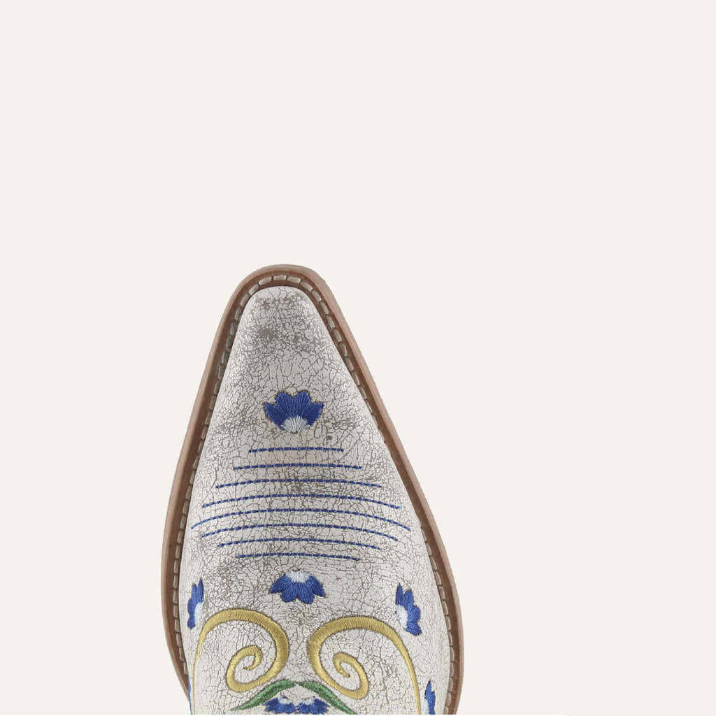 ELEGANT TALL SOPHIA WHITE - Stylish Western Footwear & Confort